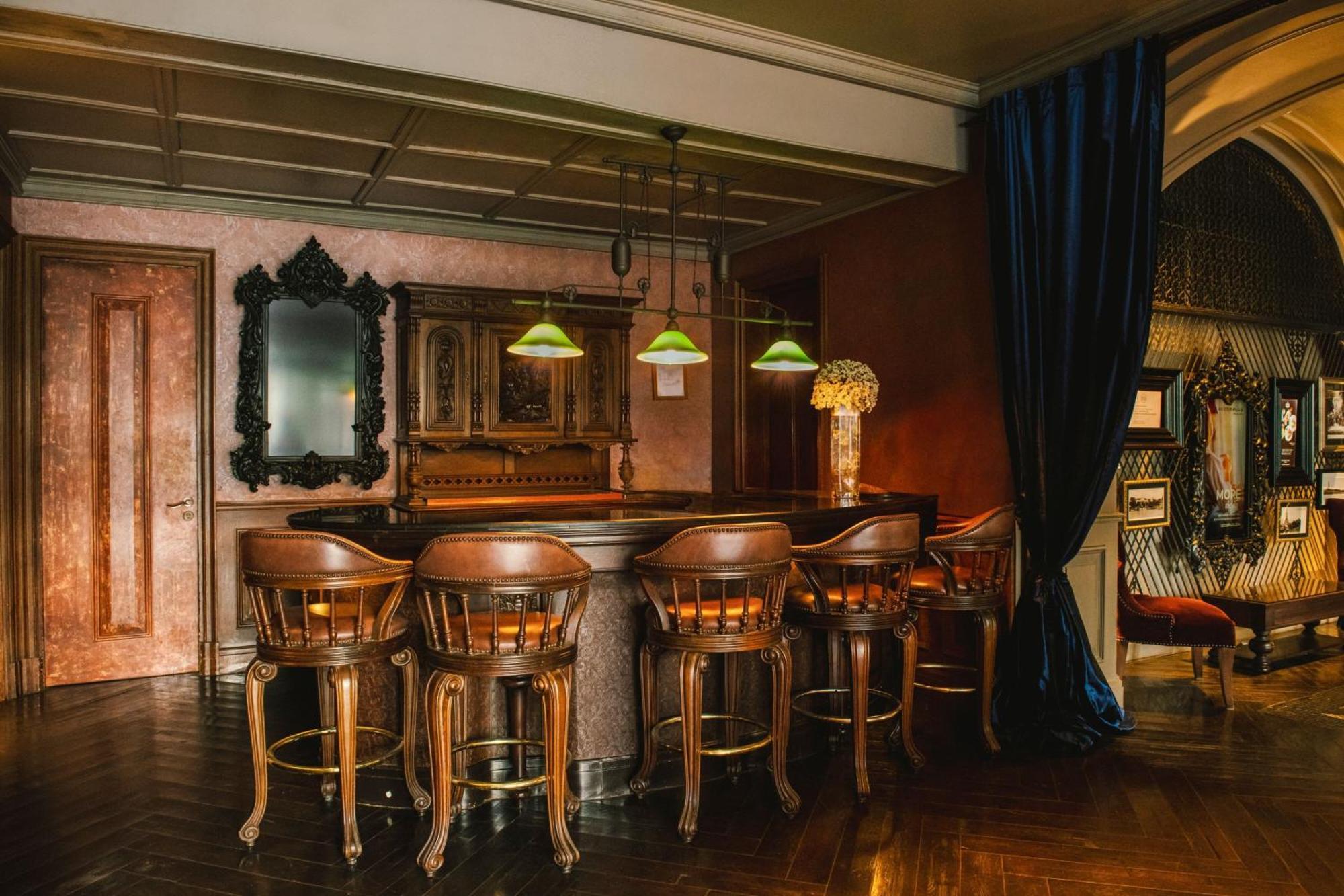 Hotel Muse Bangkok, Autograph Collection - Marriott International מראה חיצוני תמונה The bar at the 21 Club